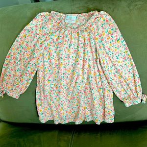 Hanna Anderson long sleeve print blouse in size 8.